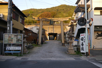 山崎聖天の正面参道です