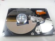 分解中のHDD