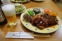 ハンバーグとヒレカツ定食