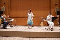 初田悦子さん　クラビオーラとギターのスペシャルバージョン「きみのママより」...ゆうさん？（笑）